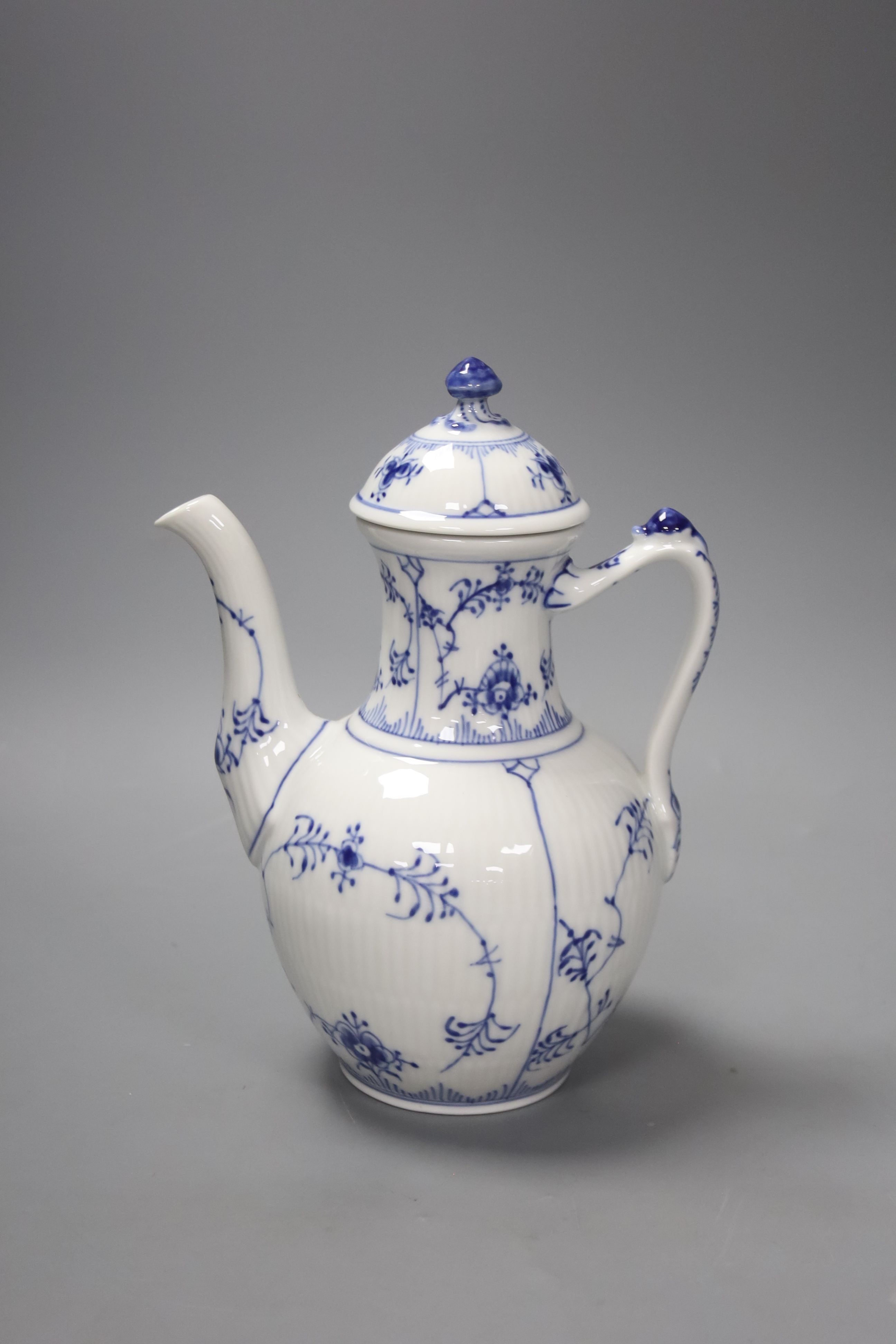 A Royal Copenhagen ‘Blue Onion’ pattern coffee service (setting for eight)